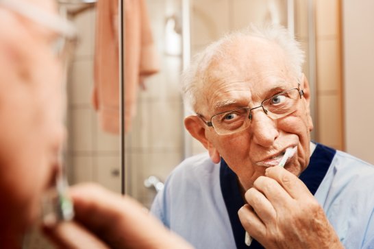 Mundpflege-im-Alter-Inhalt